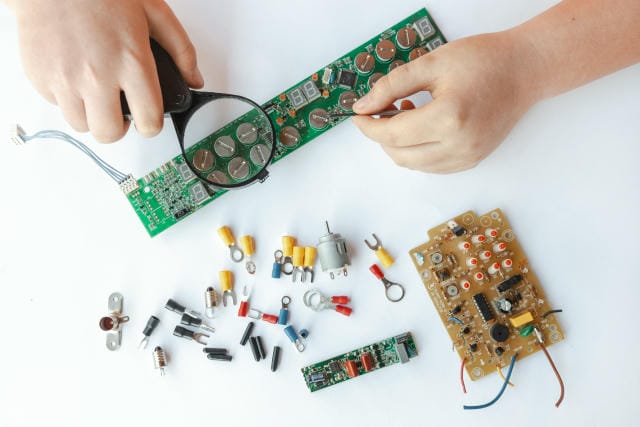 プリント基板の未来を切り拓く！最新技術と応用の全貌